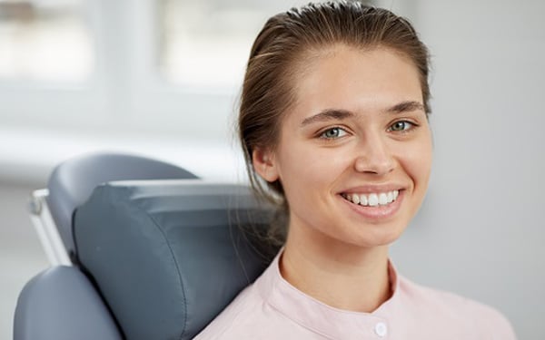 Ile nie&nbsp;można jeść po&nbsp;plombie?