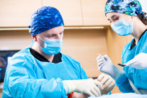 Zabieg implantacji zęba Zabieg implantacji zęba